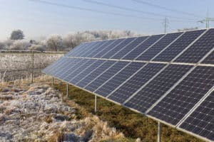 Solar Panel Efficiency: Climate & Positioning Tips